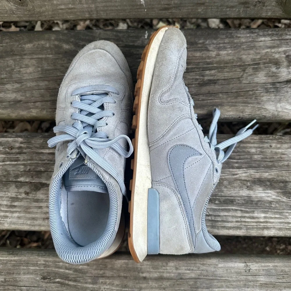 Nike Internationalist Women Glacier Grey Blue Suede Sneakers 872922-003 Size 8.5